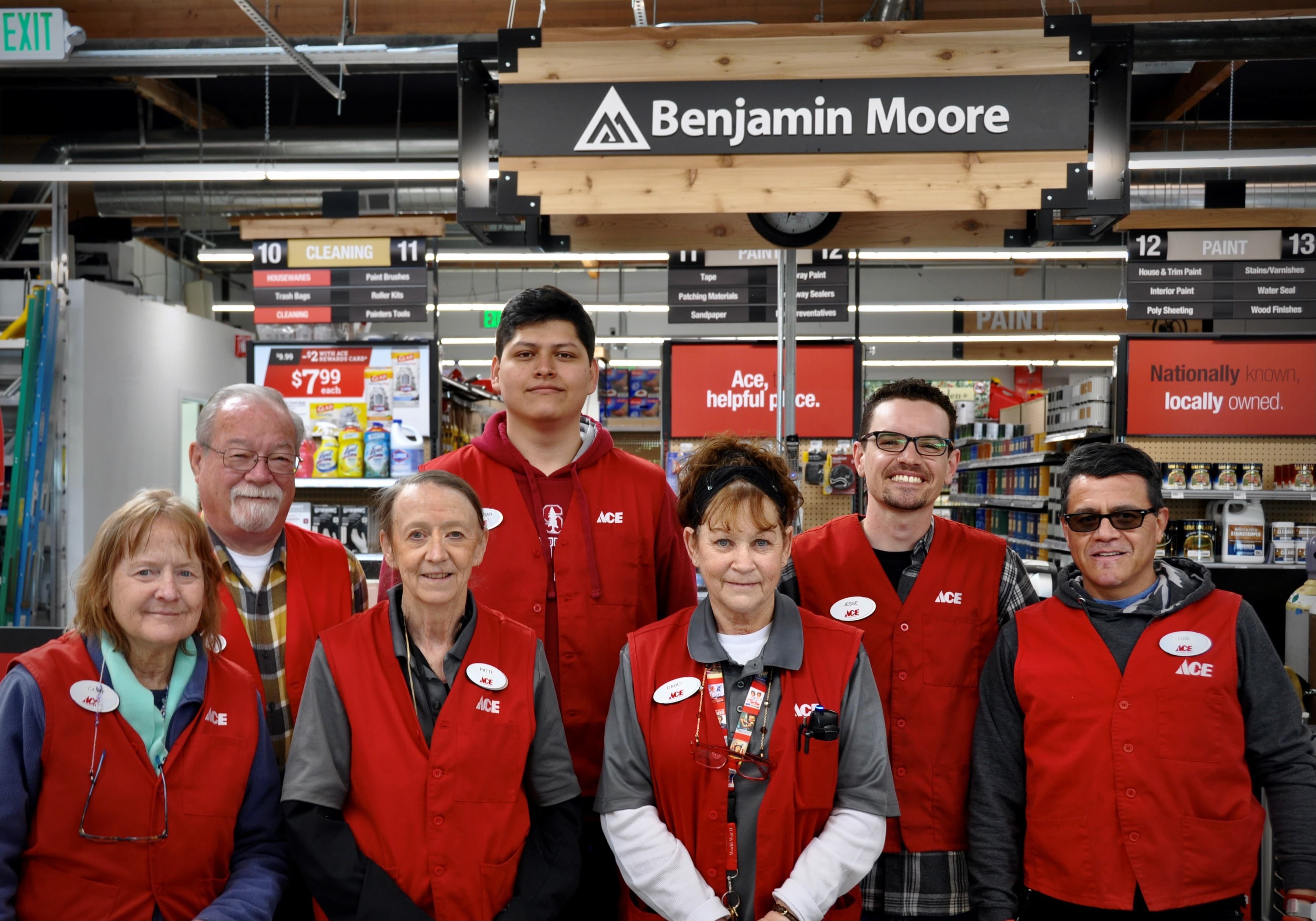 Group photo of the employees at Ace Hardware.